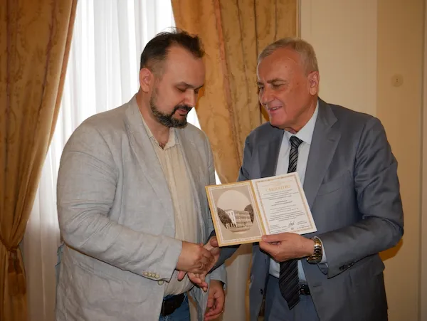 ЗАПОРОЖЕЦЬ АРТУР ОЛЕКСАНДРОВИЧ